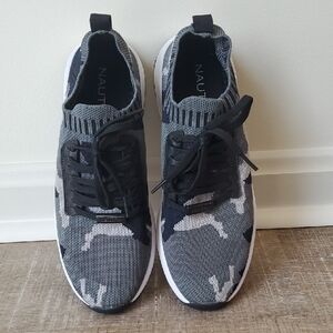 Nautica Women's Gray Camo Knit Slip On Sneakers Size 7